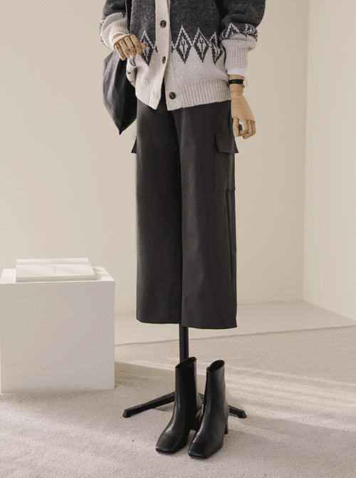 シュノープル余裕ストレートパンツP7175