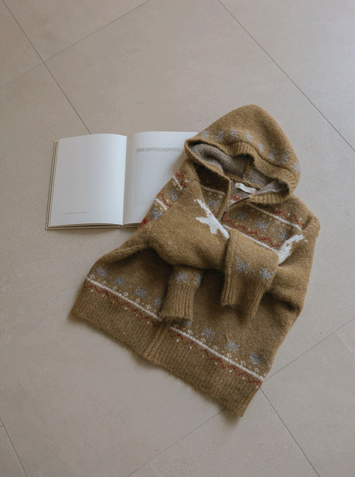 チェルフォン ノルディック フードジップアップ Z410