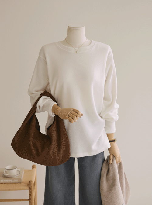 セリアティーシャツ T11180