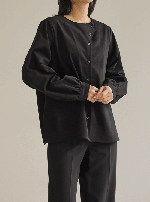 サリオン斜線ボタンブラウスT11185