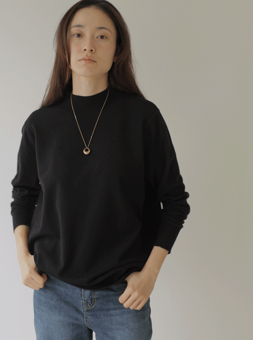 クリーミーハーフネックニットZ424