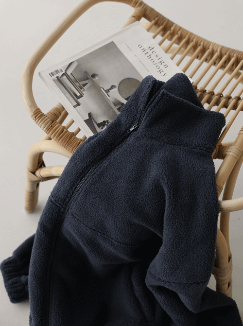 ロベスジップアップジャケットU6174