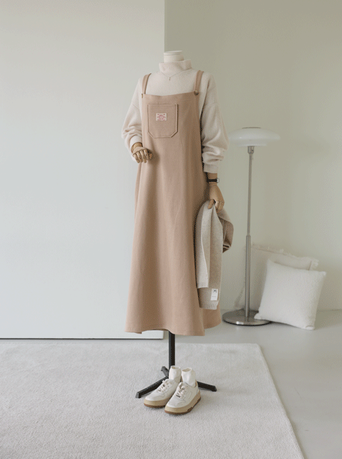 ソレアンつりロングワンピース D7849